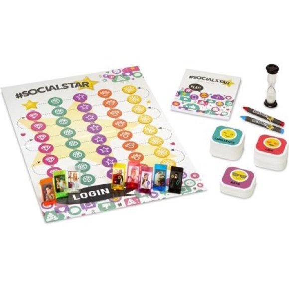 SocialStar Social Media Board Game - Picture 5 of 7